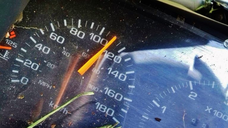 Morte na SC-370: Velocímetro marcava 110 km/h em rodovia com máxima de 80 km/h