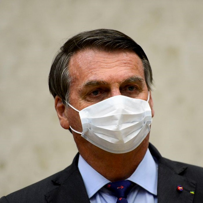 Bolsonaro veta perdão a dívidas de igrejas e sugere que parlamentares derrubem o veto