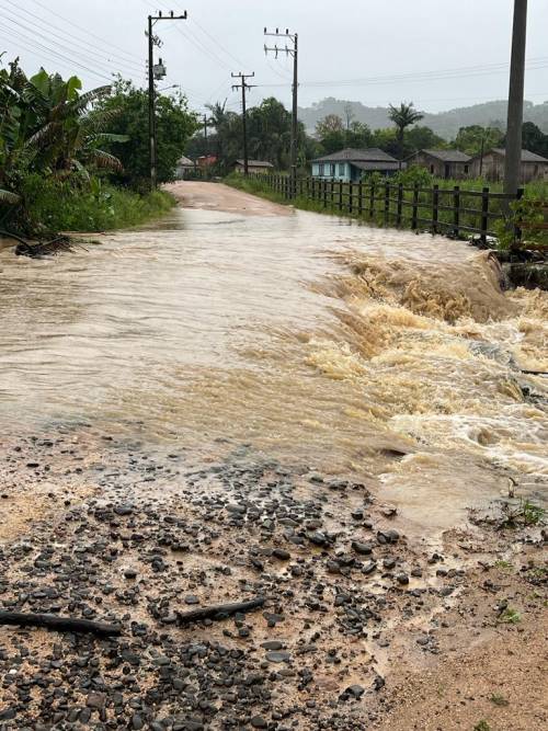 Prefeito de Orleans faz avaliação constante dos estragos provocados pelas pesadas chuvas que atingem a região