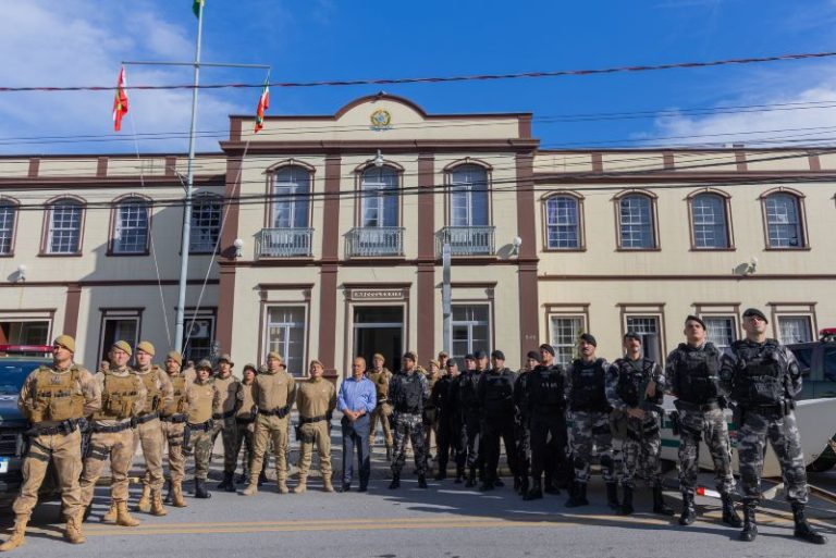Santa Catarina envia 28 policiais militares para reforçar apoio ao RS em situação de emergência