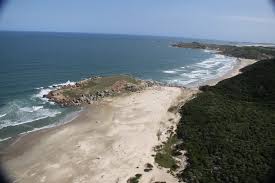 Projeto pode restringir 10% das praias de Laguna para turismo